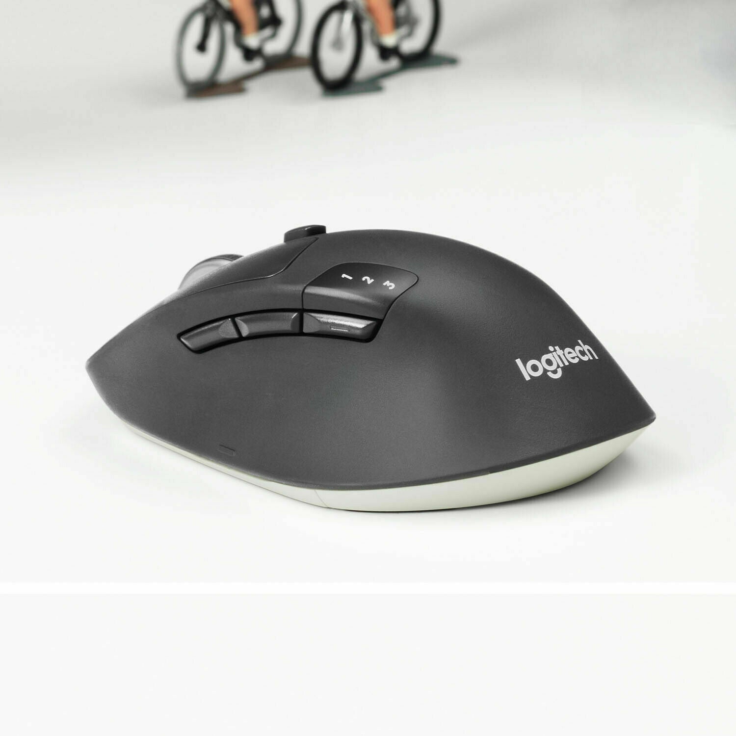 Logitech M720 Triathlon Multi-Device Wireless Optical Mouse 910-004790, Black